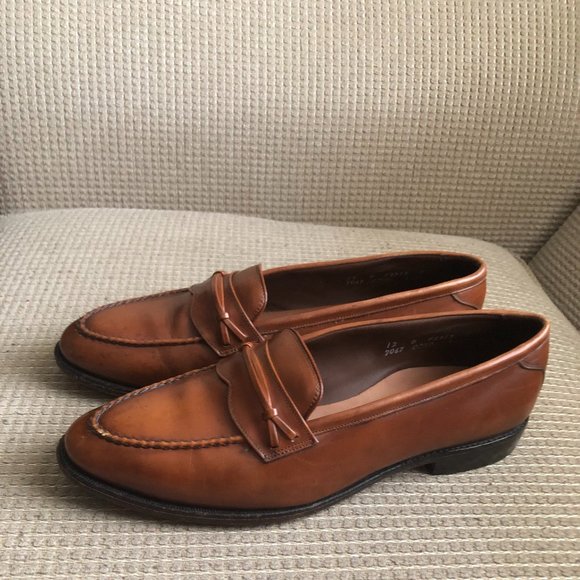 Allen Edmonds Barrington Men\'s Tan Slip on Loafers main image 12